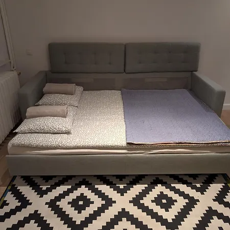 Fresh & Modern - Near The Center & Railway Station