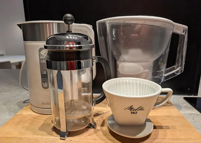 Fresh & Modern - Near The Center & Railway Station アパート